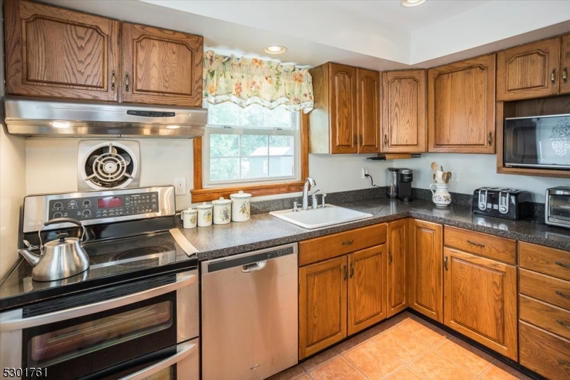 Lake Hiawatha - Residential