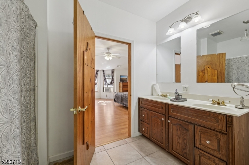 Crandon Lakes - Residential