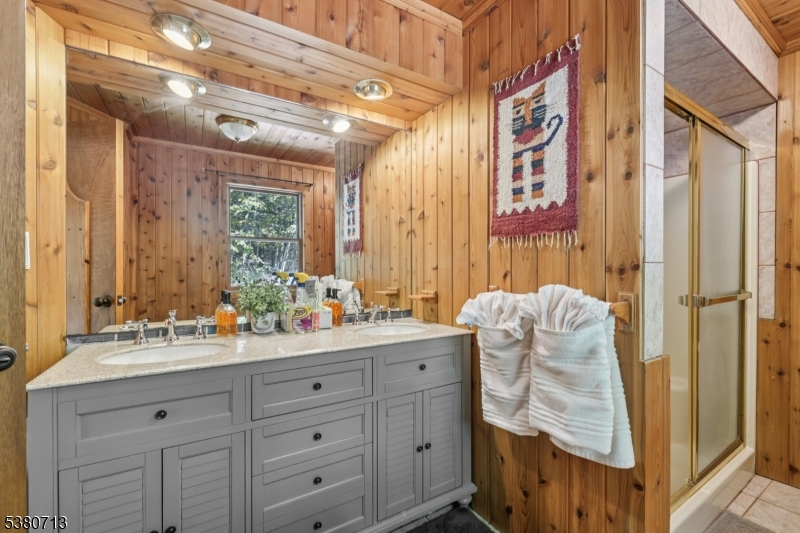 Crandon Lakes - Residential