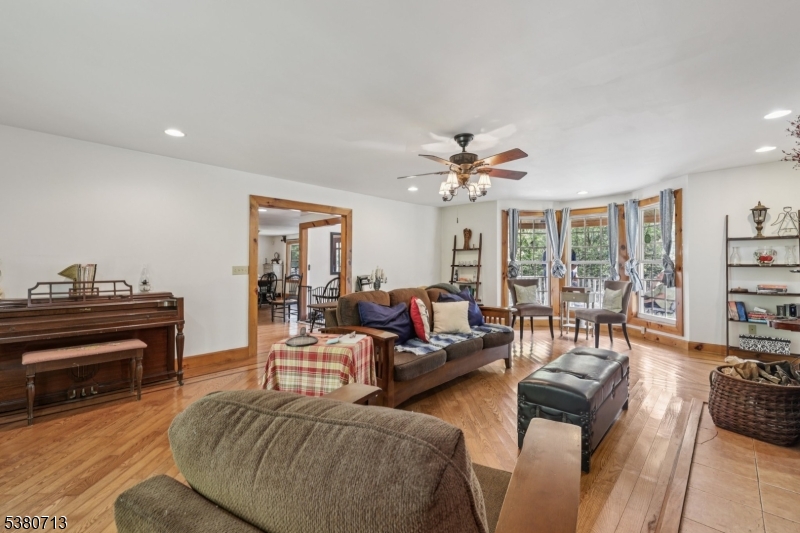 Crandon Lakes - Residential