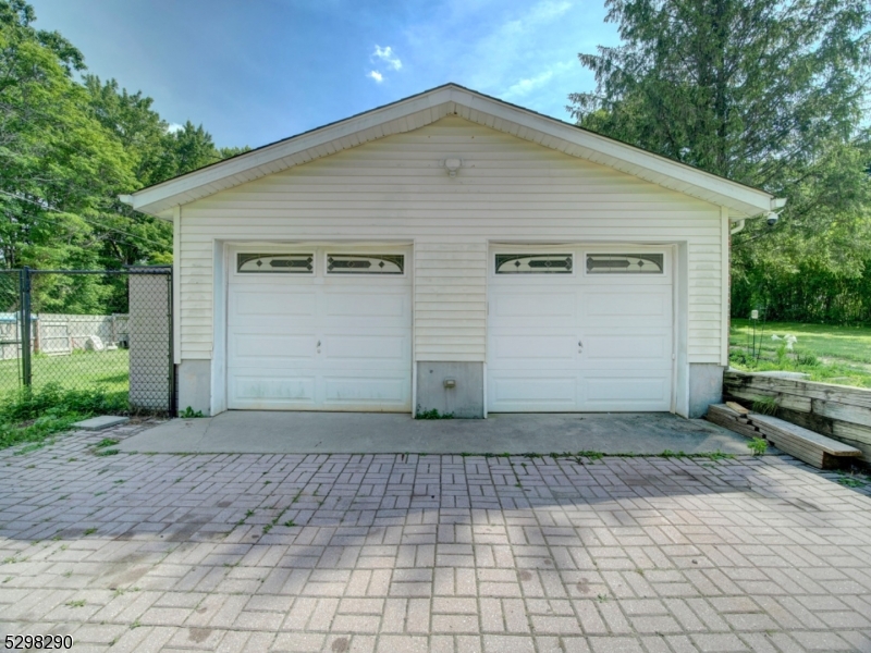 Crandon Lake - Residential