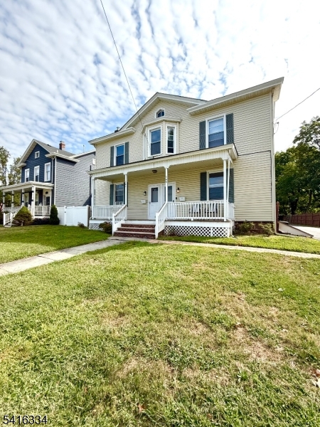 Train Station - Residential Lease