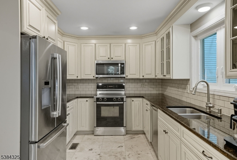 Cedar Lake - Residential