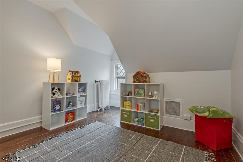 Montrose - Residential