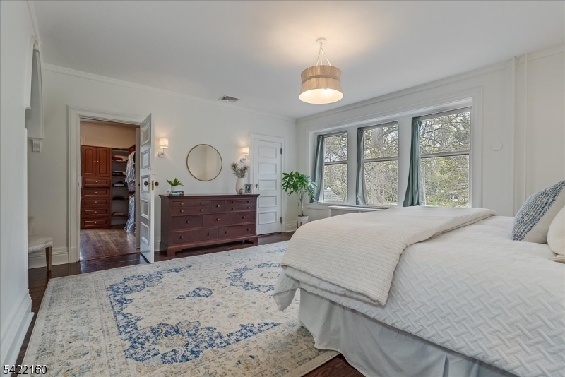 Montrose - Residential