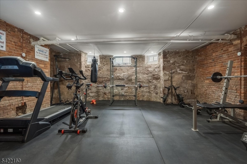 Montrose - Residential