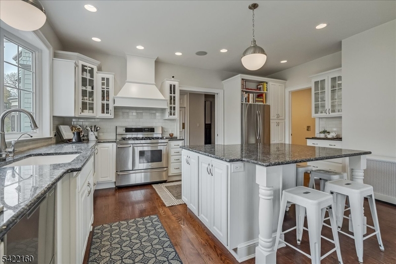 Montrose - Residential