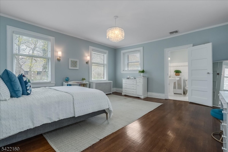 Montrose - Residential