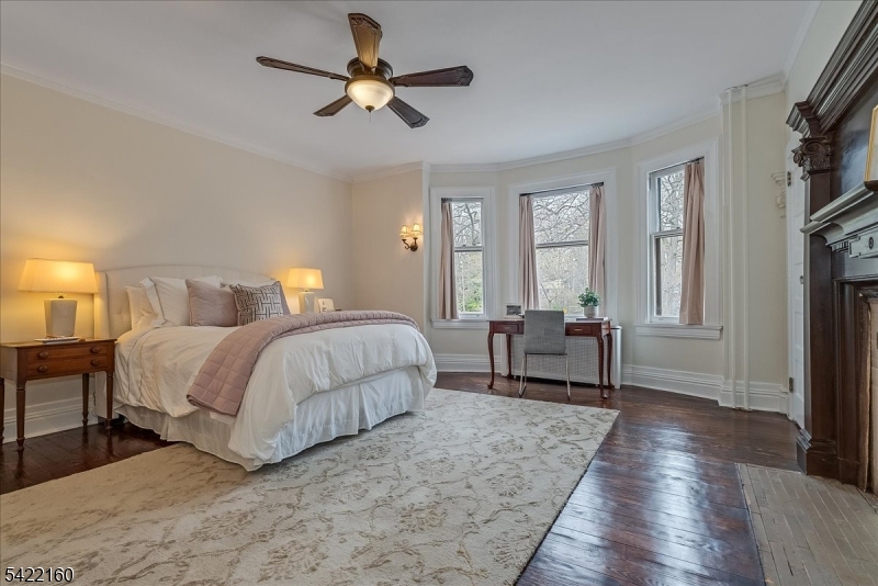 Montrose - Residential