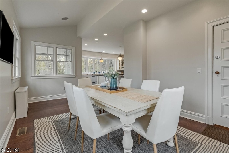 Montrose - Residential