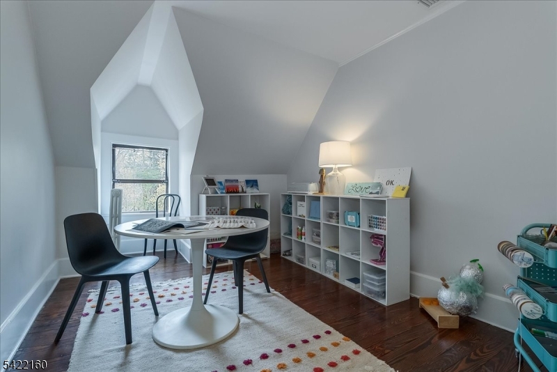 Montrose - Residential