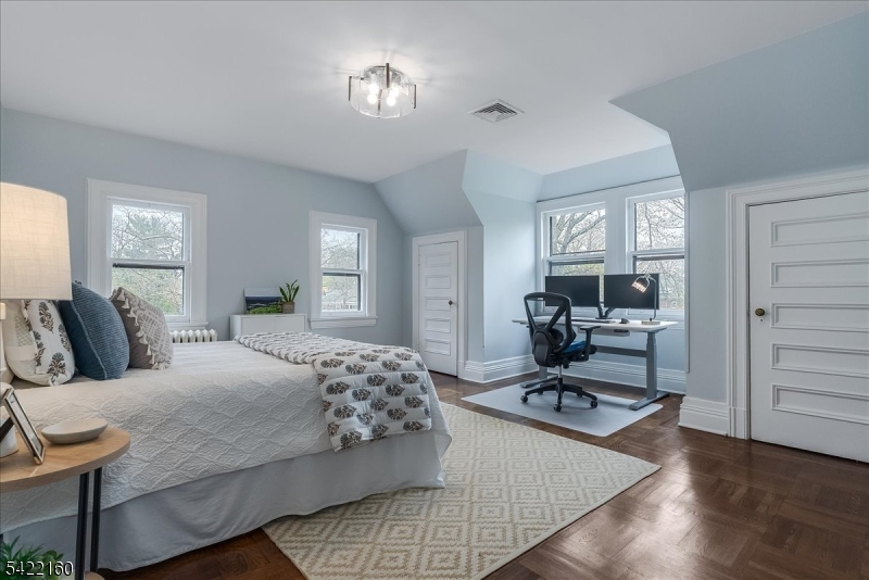 Montrose - Residential