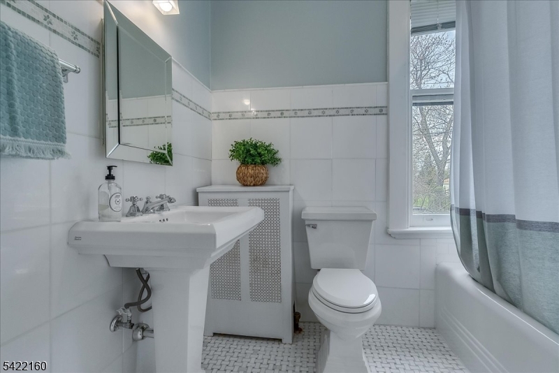 Montrose - Residential