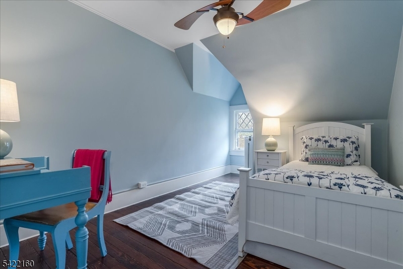 Montrose - Residential