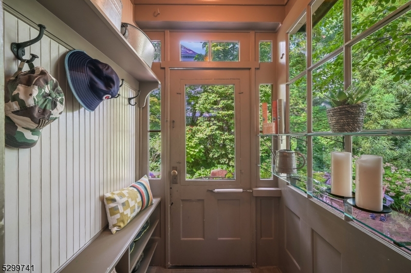 Upper Wyoming - Residential