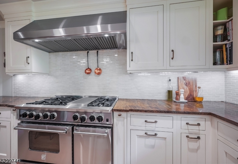 Upper Wyoming - Residential