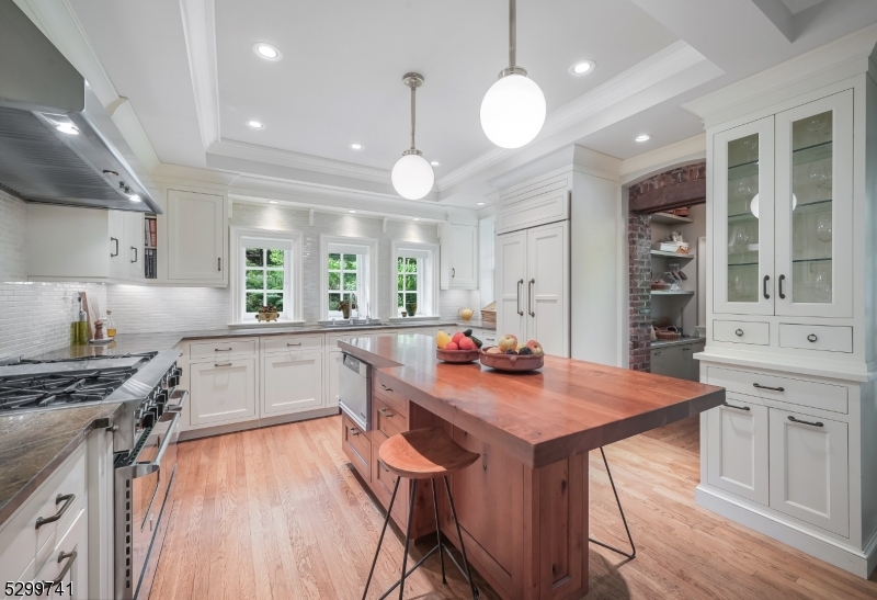 Upper Wyoming - Residential