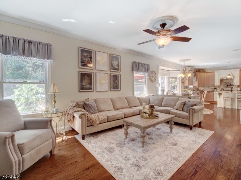 HUNTERS RIDGE - Residential