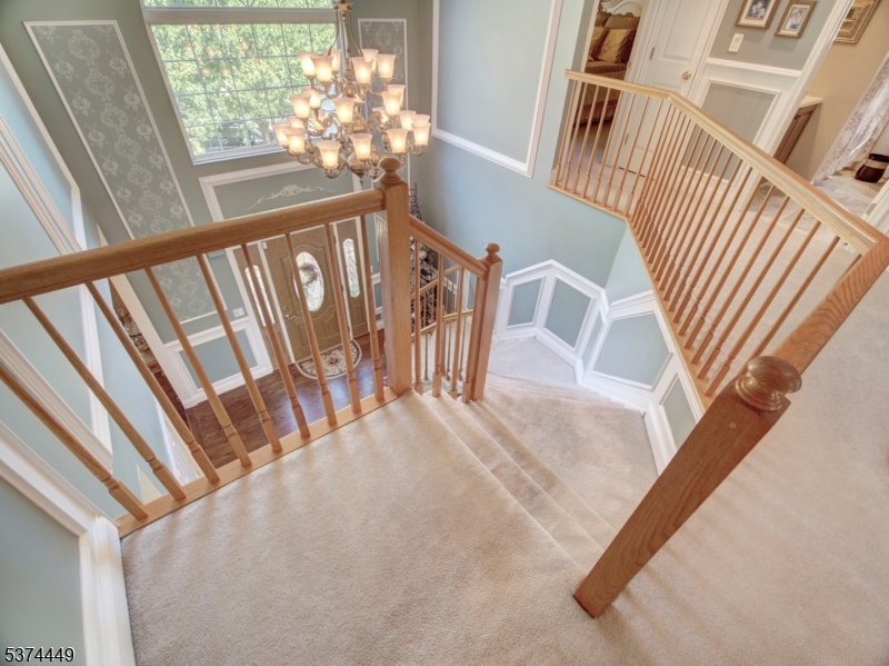 HUNTERS RIDGE - Residential