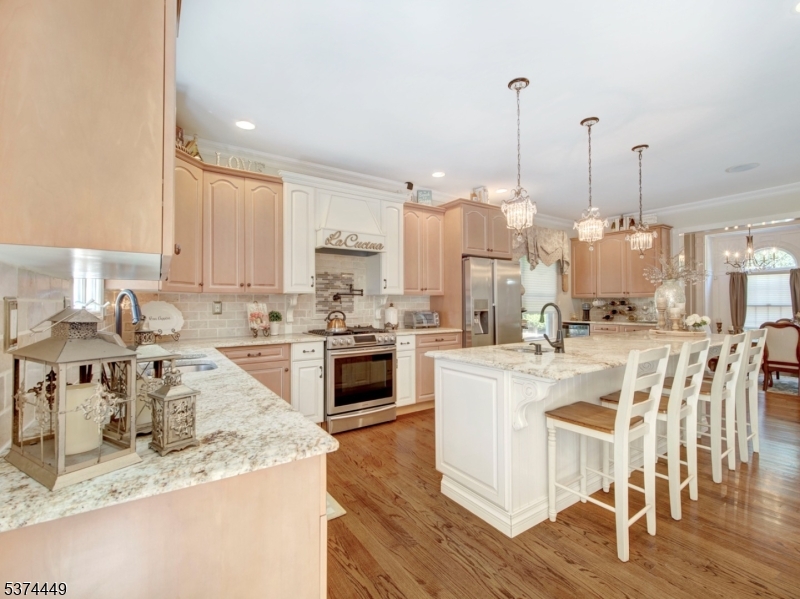 HUNTERS RIDGE - Residential