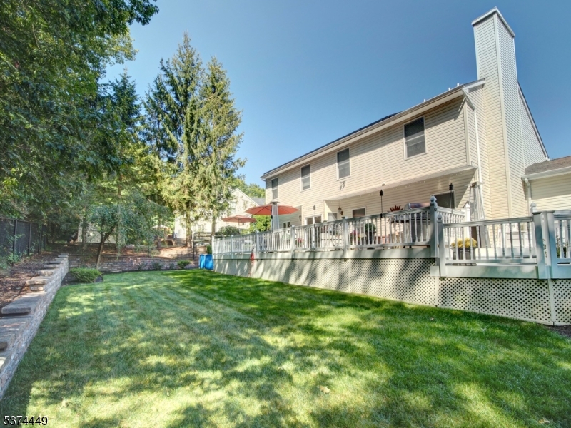 HUNTERS RIDGE - Residential