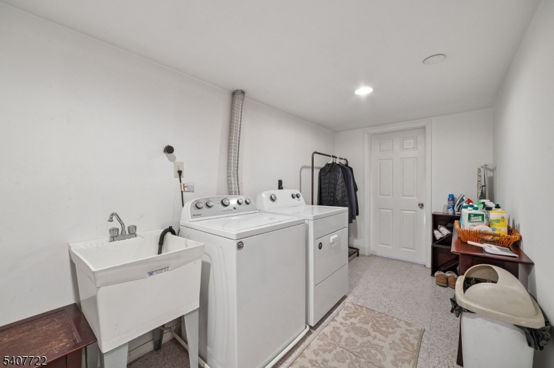 PROSPECT POINT - Residential