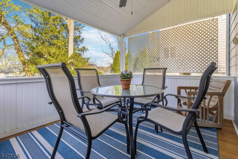 Knollwood - Residential