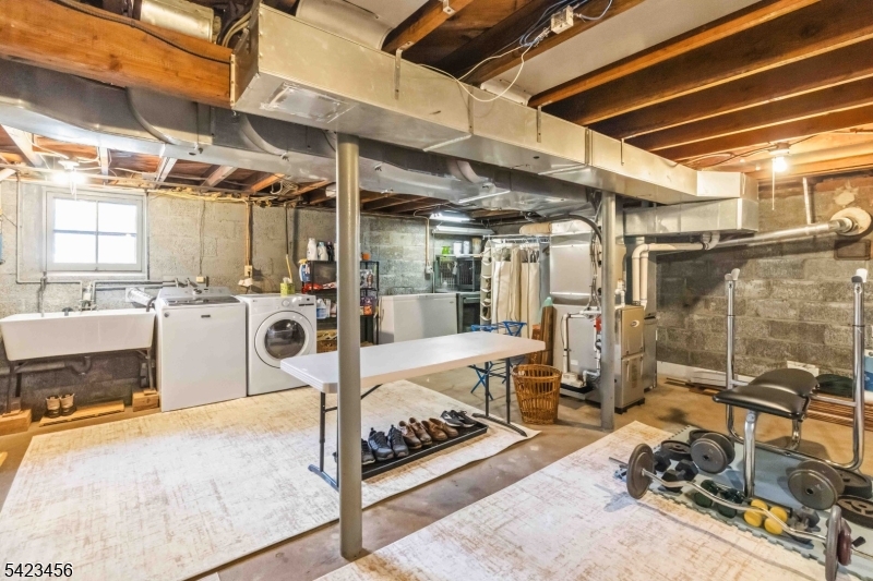 Knollwood - Residential