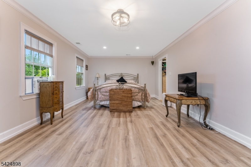 Centerville Manor - Residential
