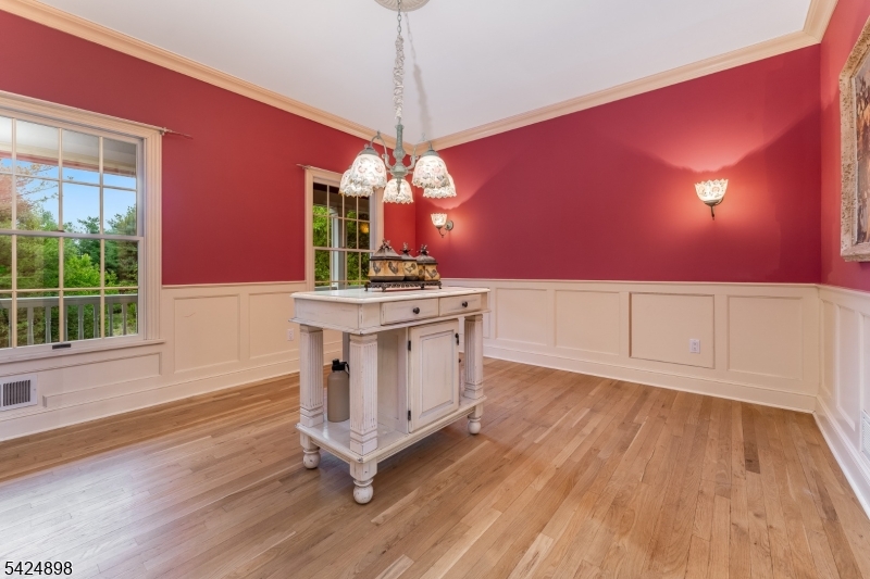 Centerville Manor - Residential