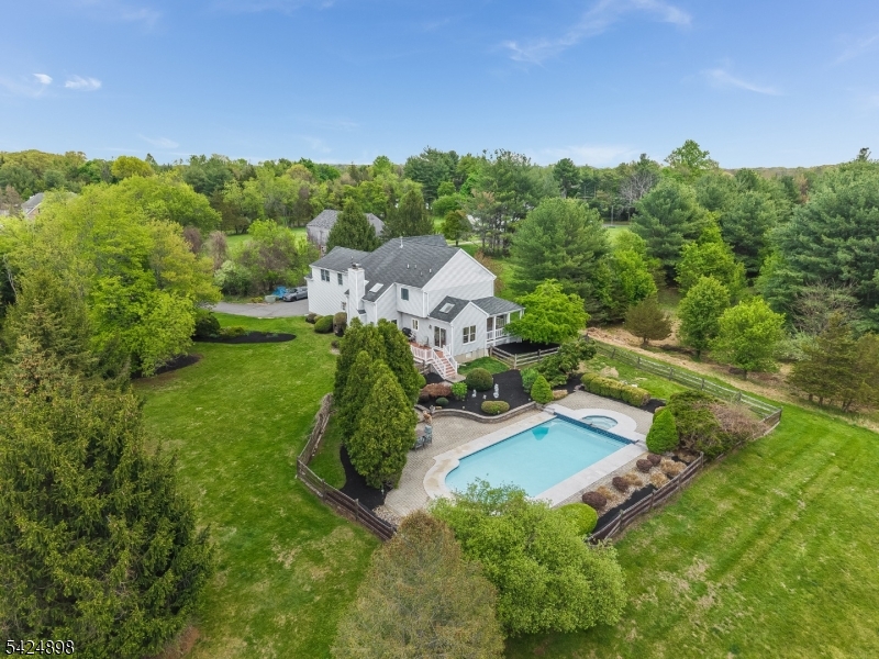 Centerville Manor - Residential