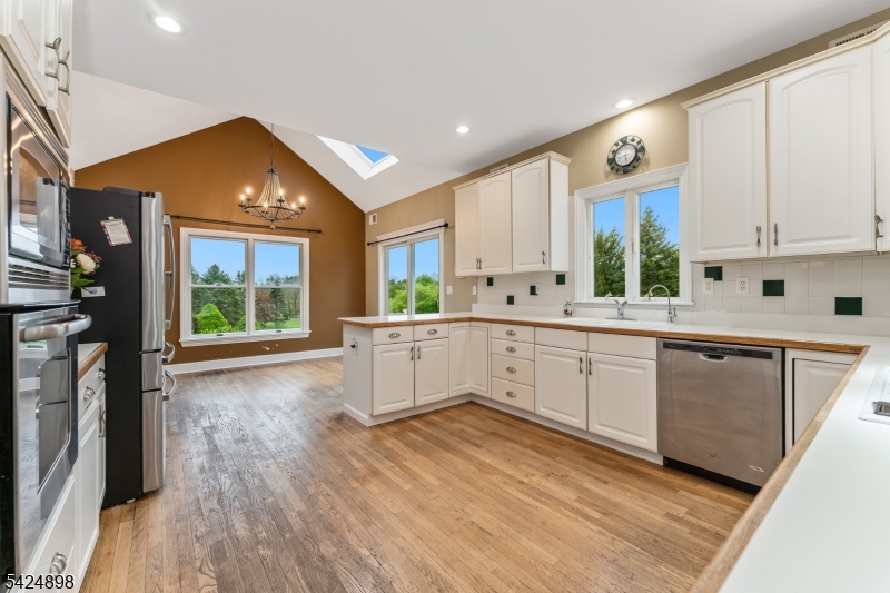 Centerville Manor - Residential