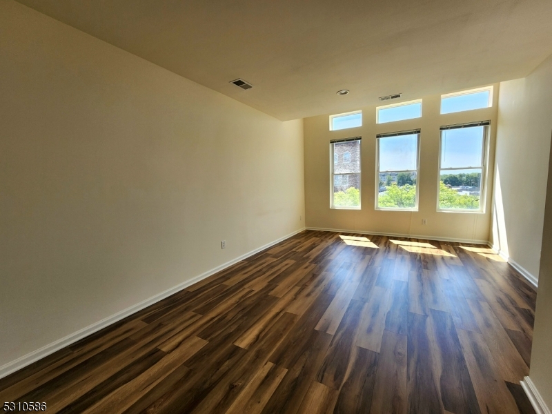 Downtown - Residential Lease