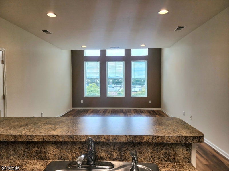 Downtown - Residential Lease