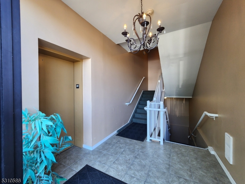 Downtown - Residential Lease