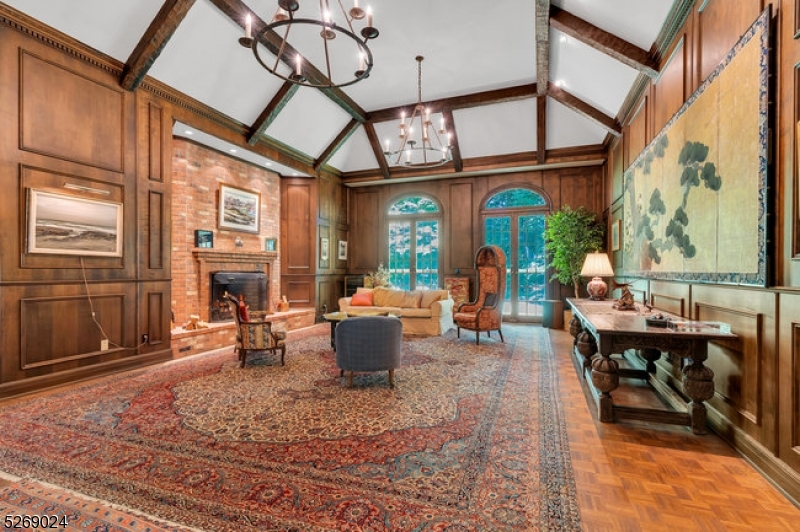 Hill Section - Residential