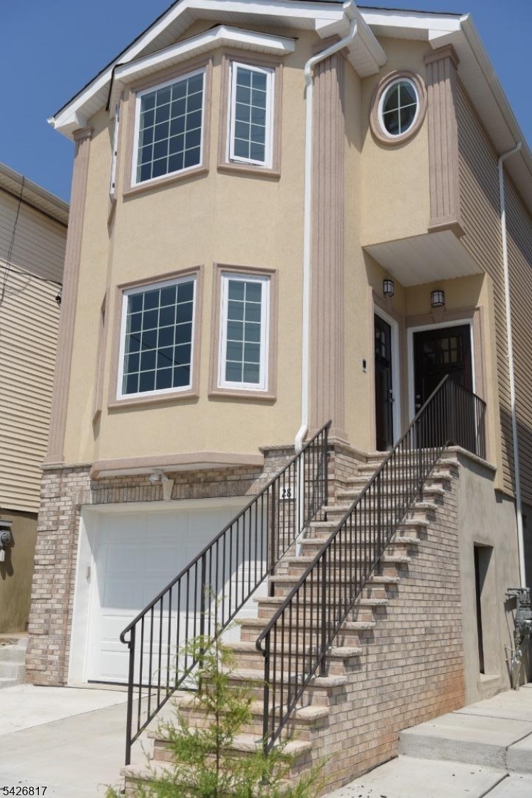 Photo 1 of 23 — 28 Davis St, Harrison Town, NJ 07029