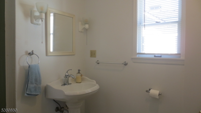 Business District - Residential Lease