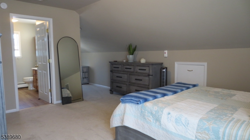 Business District - Residential Lease