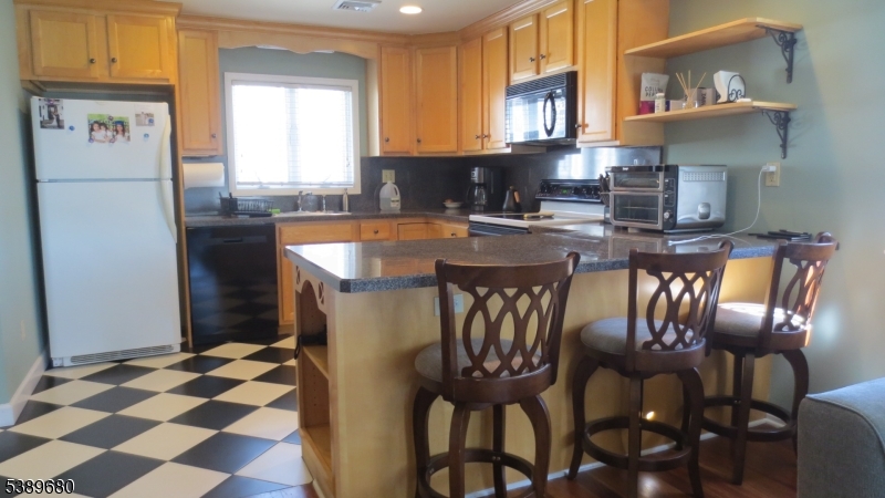 Business District - Residential Lease