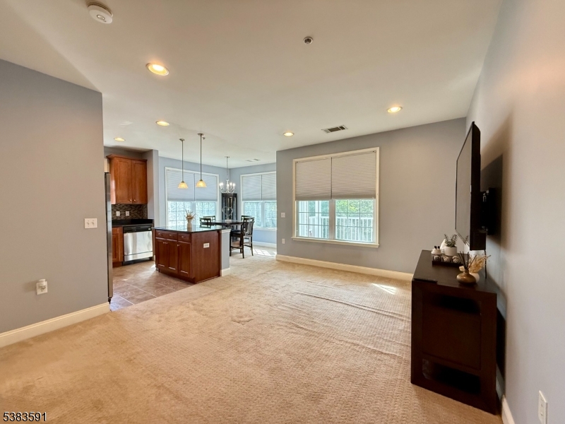 2210 Ramapo Ct 2210
