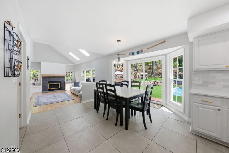 Jefferson Twp., New Jersey, 07849, United States, 4 Bedrooms Bedrooms, ,3 BathroomsBathrooms,Residential,Active,2052135