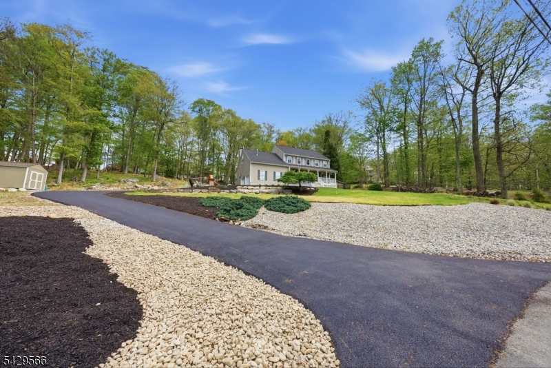 Jefferson Twp., New Jersey, 07849, United States, 4 Bedrooms Bedrooms, ,3 BathroomsBathrooms,Residential,Active,2052135