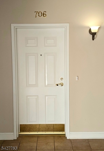 The Grande at Hanover - Residential Lease