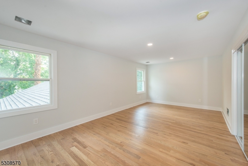 Lake Parsippany - Residential