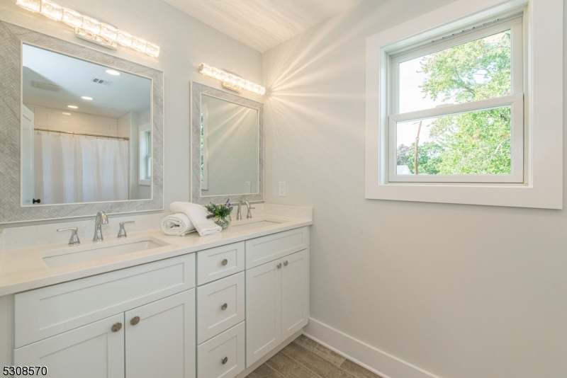 Lake Parsippany - Residential