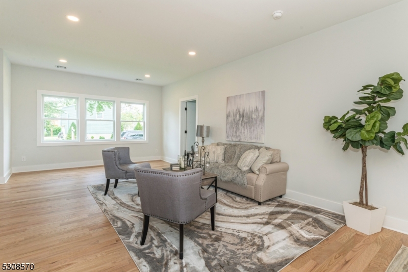 Lake Parsippany - Residential