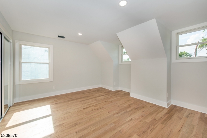 Lake Parsippany - Residential