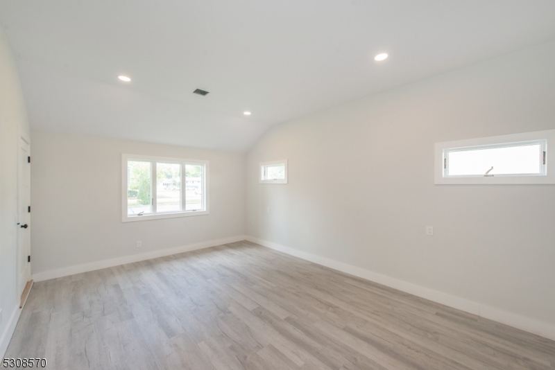 Lake Parsippany - Residential