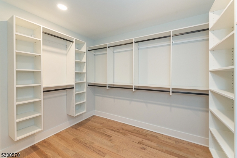 Lake Parsippany - Residential